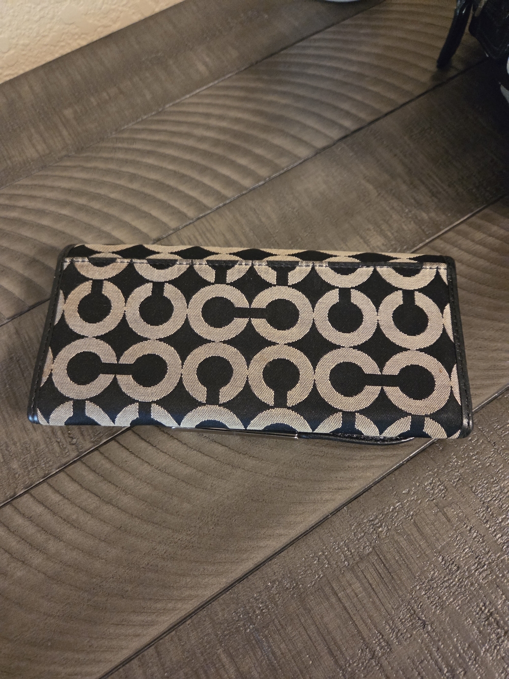 Coach Hand Bag and Wallet Set - Picture 13 of 16